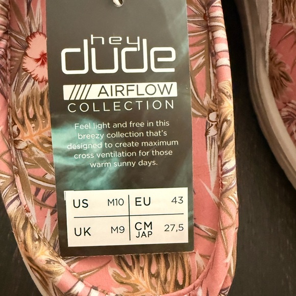 Hey Dude Shoes NWT - Picture 4 of 4